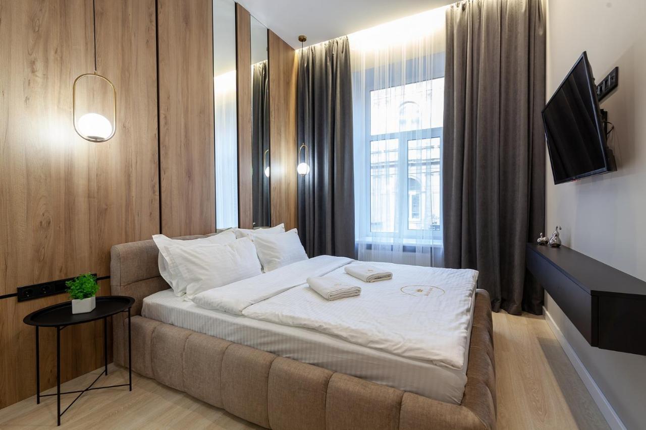 Royal Apartament On Voloshyna 2 Lvov Exteriér fotografie