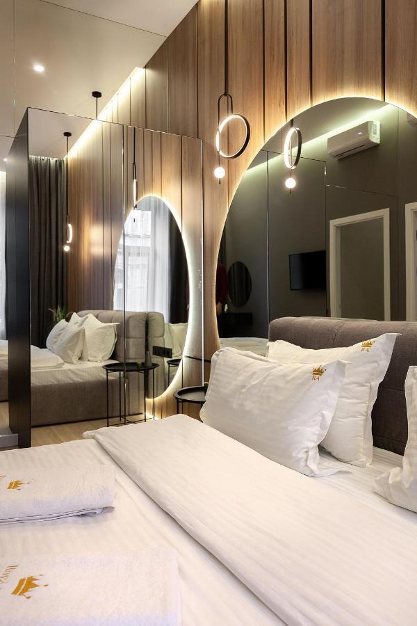 Royal Apartament On Voloshyna 2 Lvov Exteriér fotografie