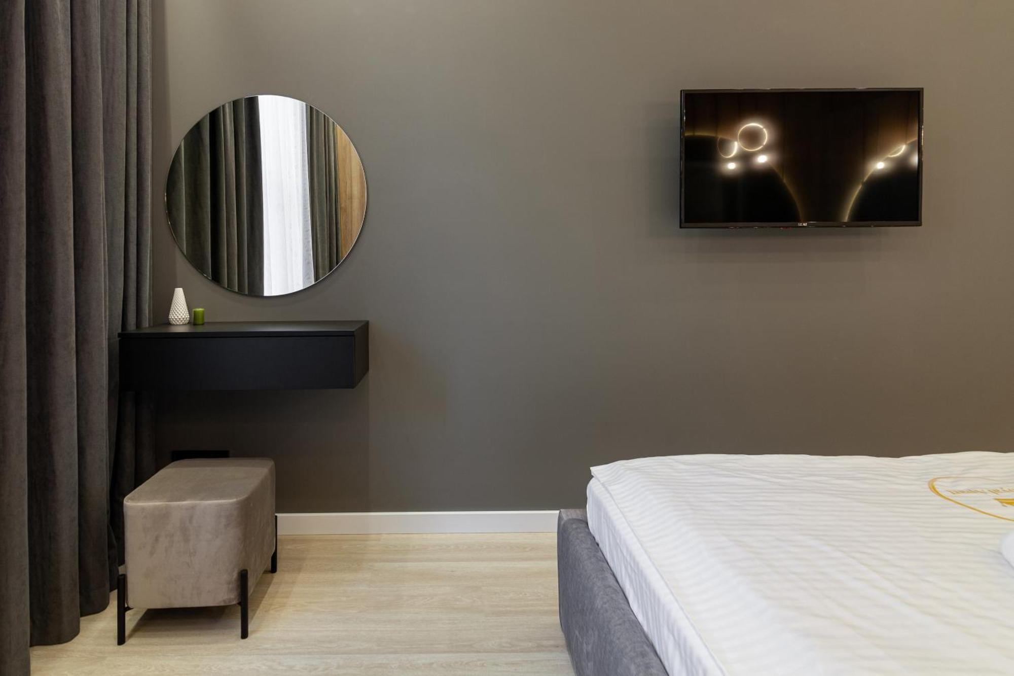 Royal Apartament On Voloshyna 2 Lvov Exteriér fotografie